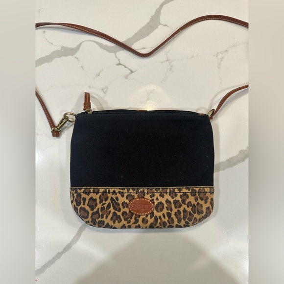 Fossil Taylor Fab Top Zip Black Canvas and Cheetah Print Crossbody Purse - Picture 4 of 5